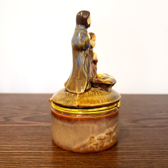 Nativity Trinket Box Christmas Porcelain Ornament Hinged Greenbrier 4.25" READ - Picture 2 of 13